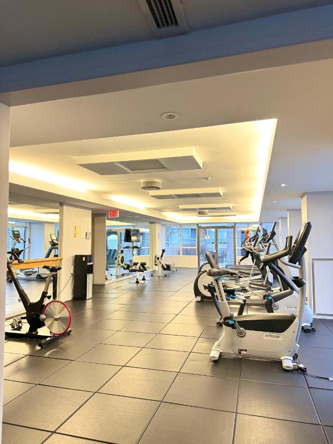 Boutique Suite Of Downtown Торонто Екстериор снимка